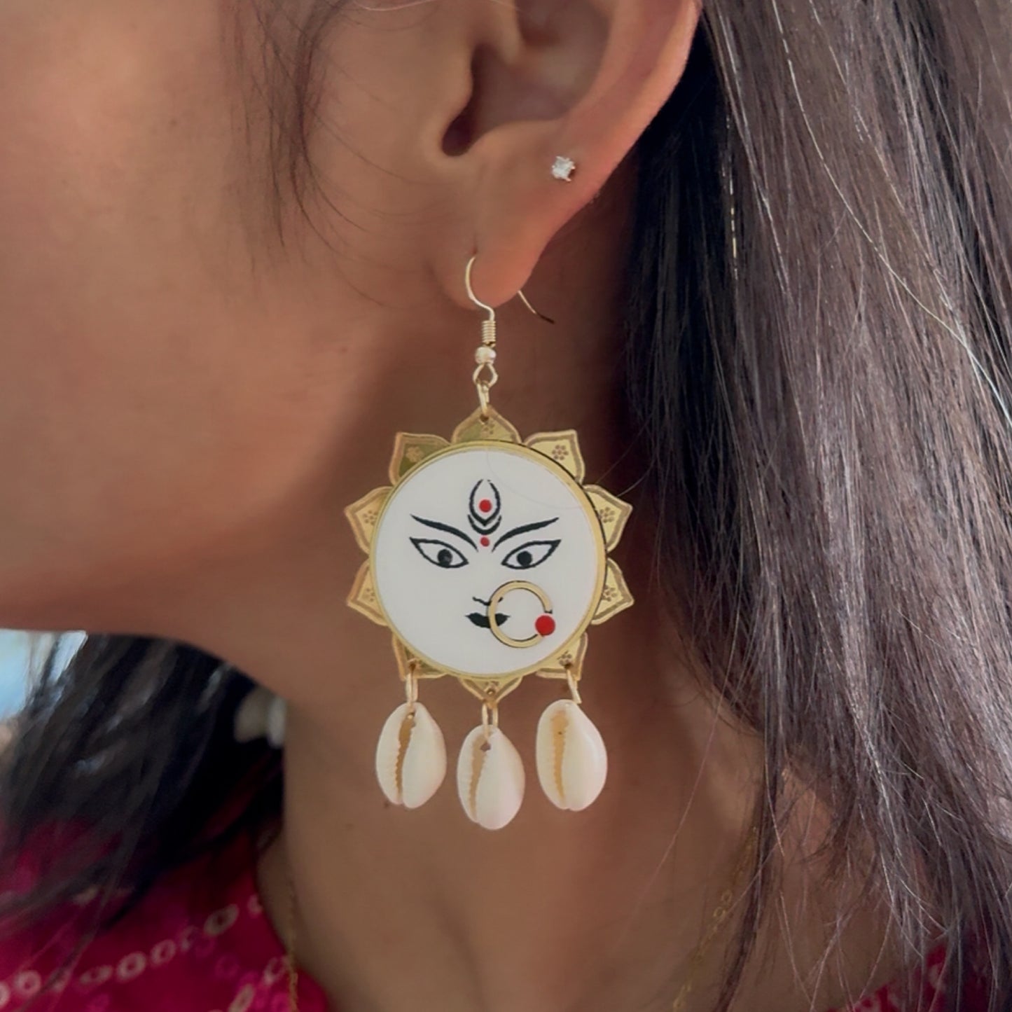 Devi Danglers