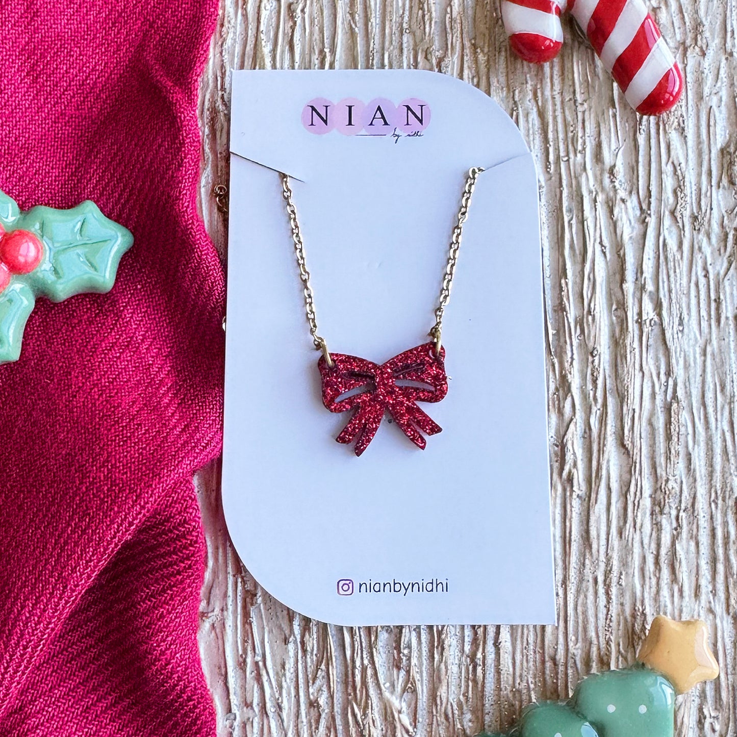 Bow Necklace
