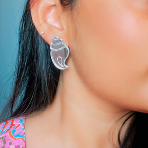 Shubh Shankh Earrings - Nian by Nidhi - Glassy Silver - worn by a girl